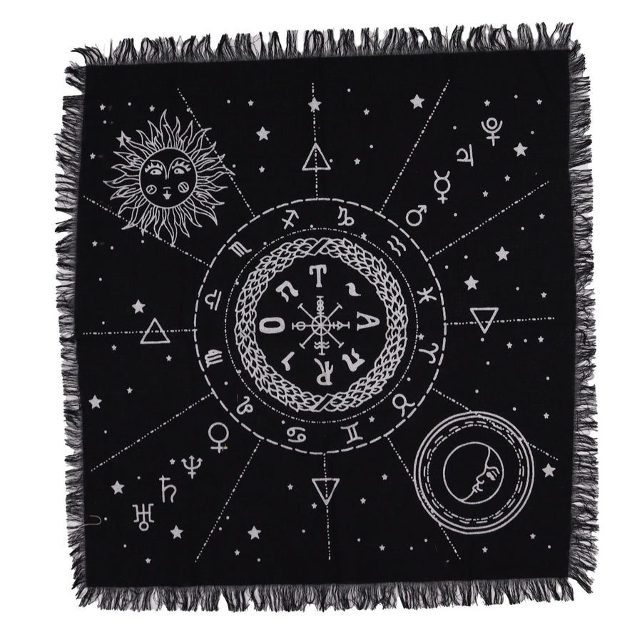 Nappe d’autel ésotérique à franges — Carte lunaire & solaire