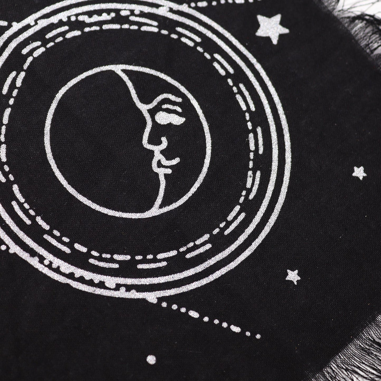 Nappe d’autel ésotérique à franges — Carte lunaire & solaire