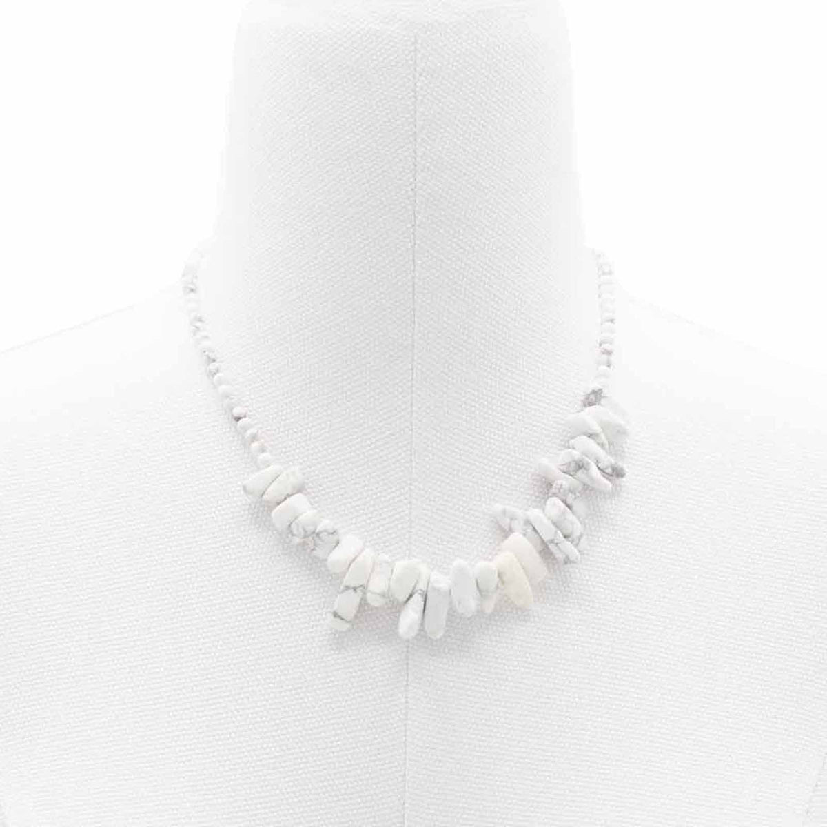Collier de pierre longue en jaspe blanc — vue 3
