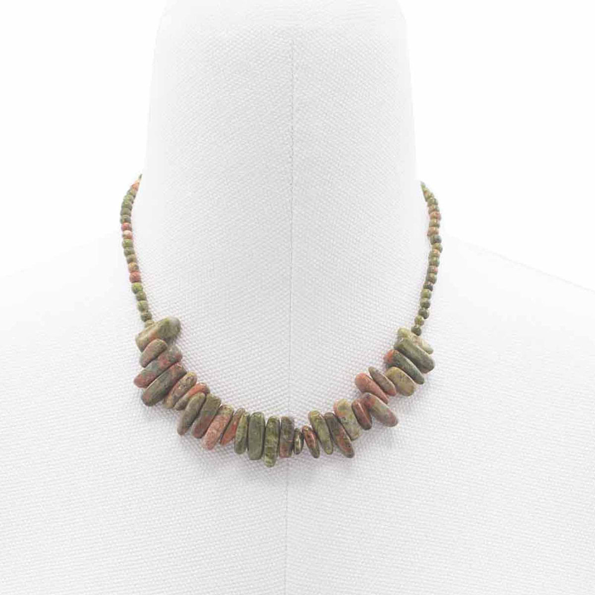 Collier de pierre longue en agate mousse — vue 3