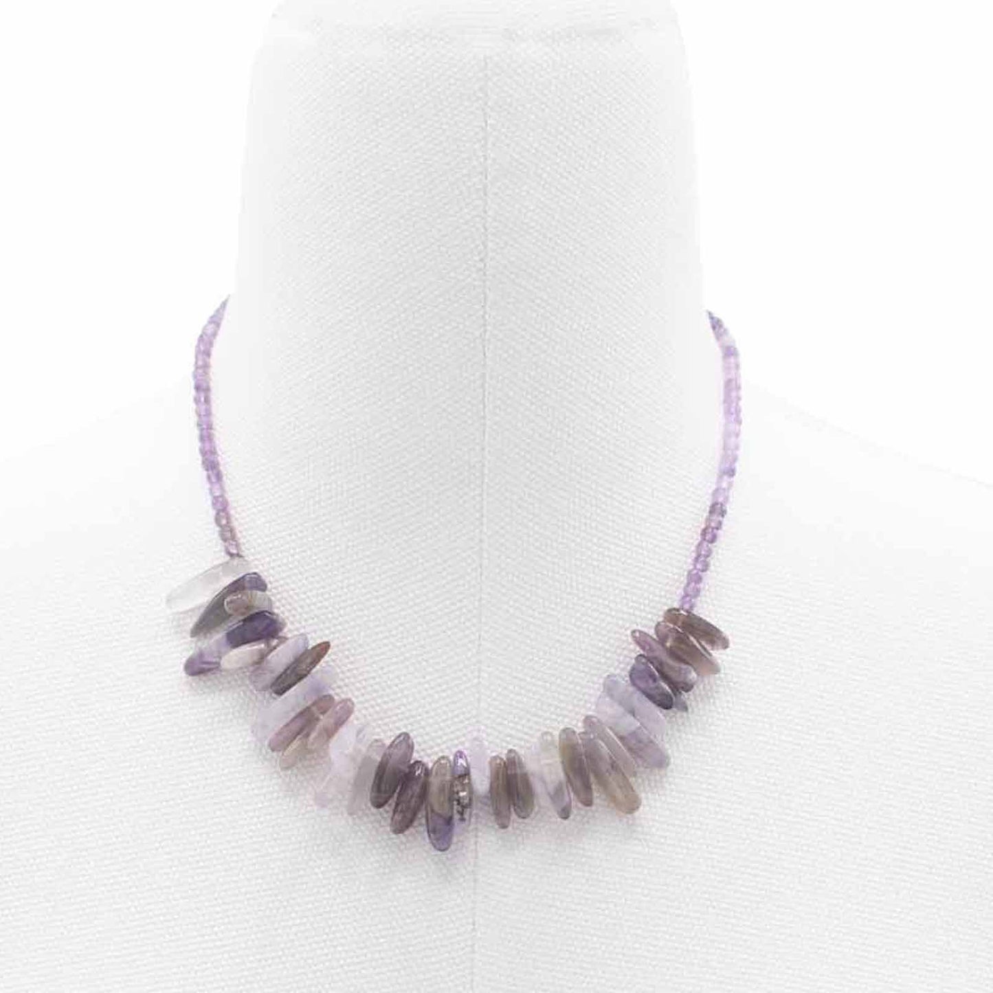 Collier de pierre longue — Améthyste