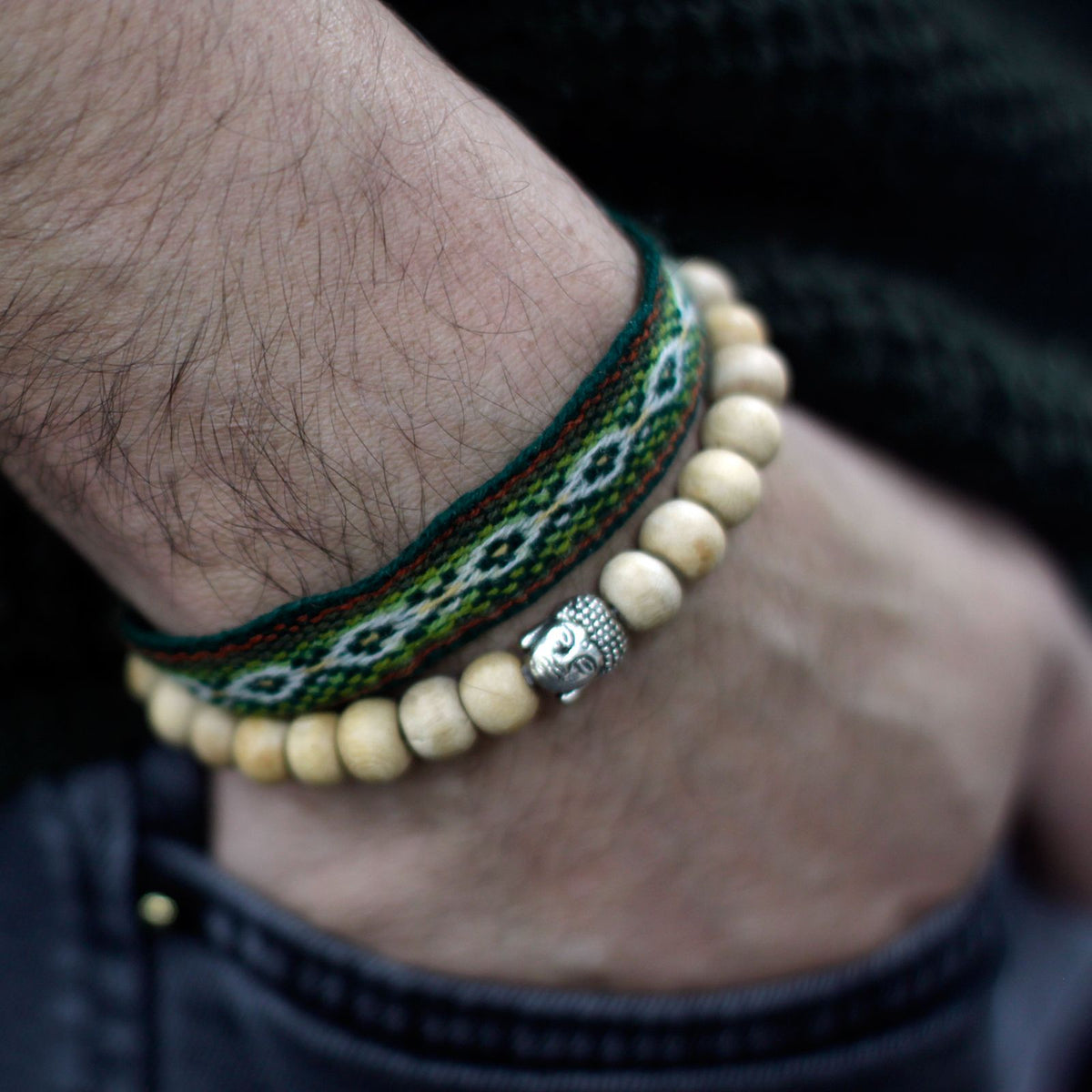 Bracelet Bouddha en perles de santal — vue 2