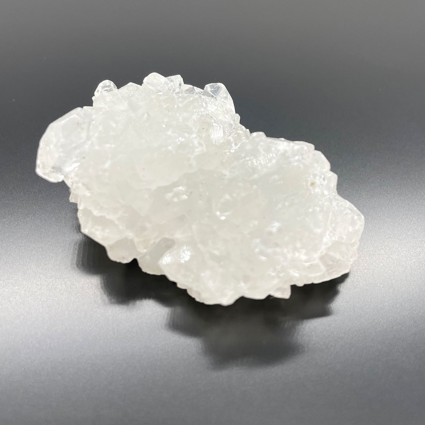 Grappes d’apophyllite blanche · 20 à 30 mm