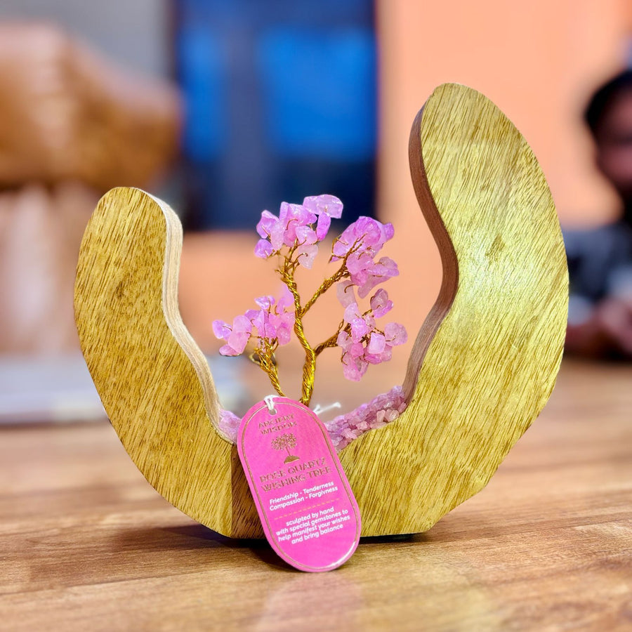 Jardin d’arbre de quartz rose en anneau ouvert de bois de manguier — Pierres
