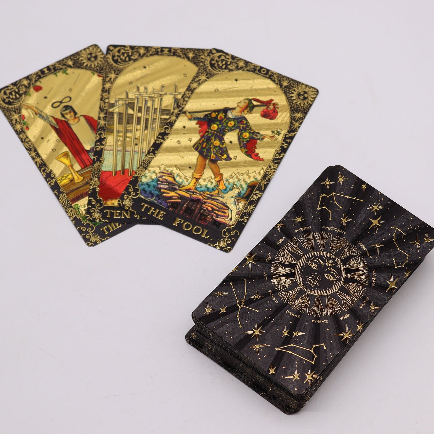Jeu de tarot à feuille dorée — Que la magie commence · Coffret cadeau