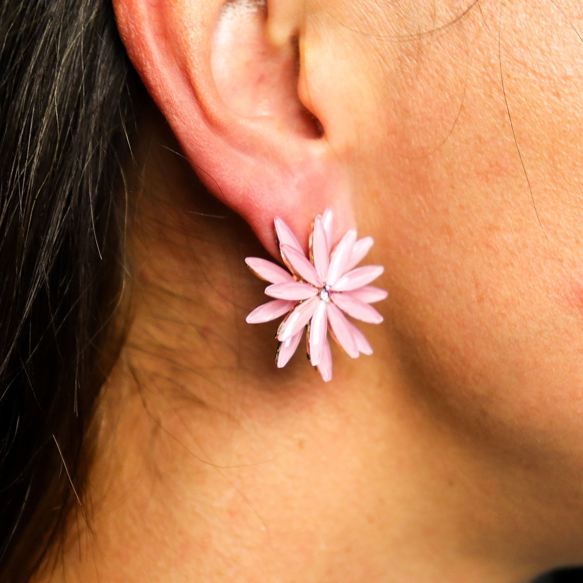 Boucles d’oreilles fleurs en verre, rose pâle — vue 2