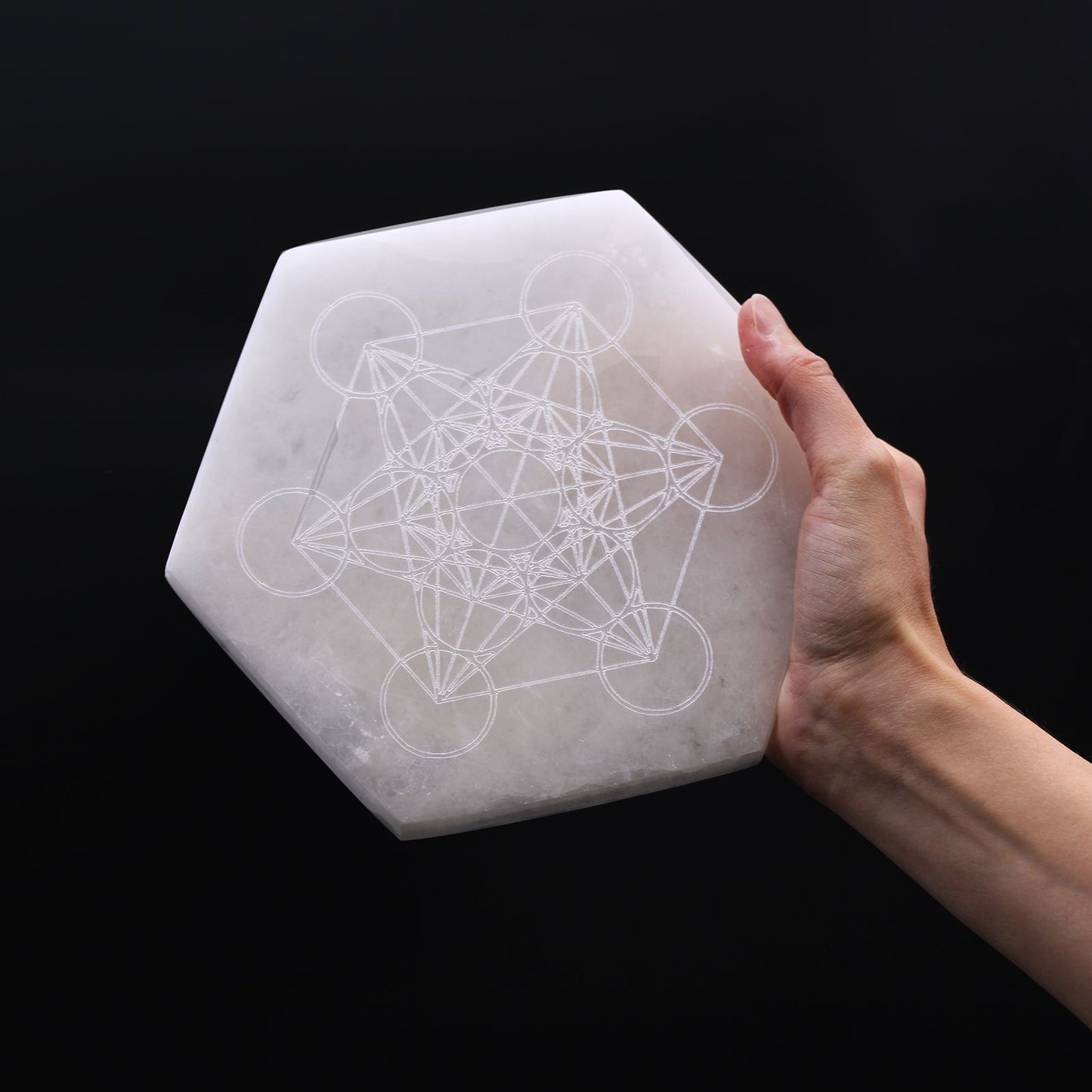 Plaque de charge hexagonale en sélénite — Direction & décision · 18cm