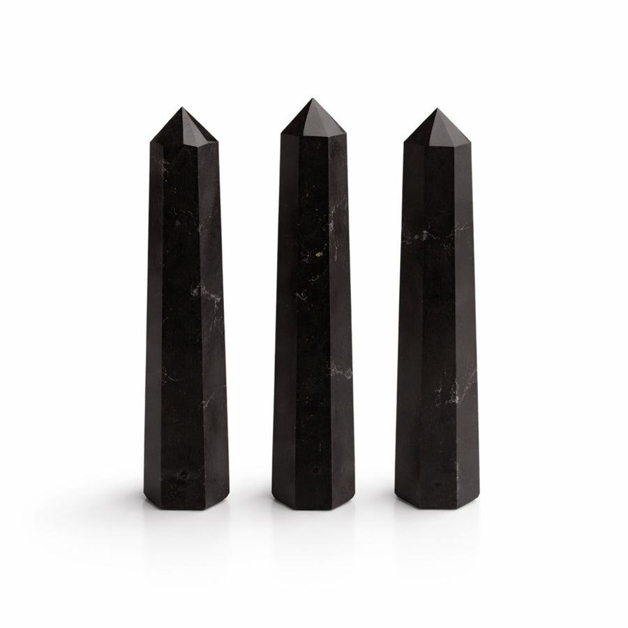 Obélisque à six faces — Tourmaline noire · 11 cm