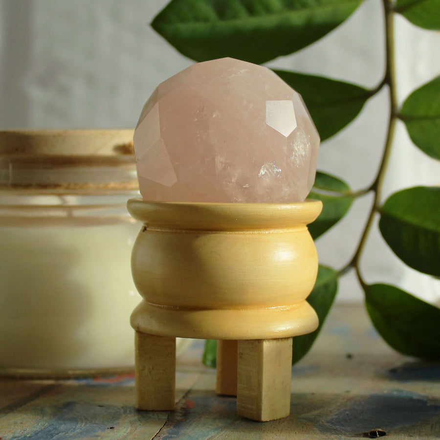 Sphère de soin sur socle — Améthyste