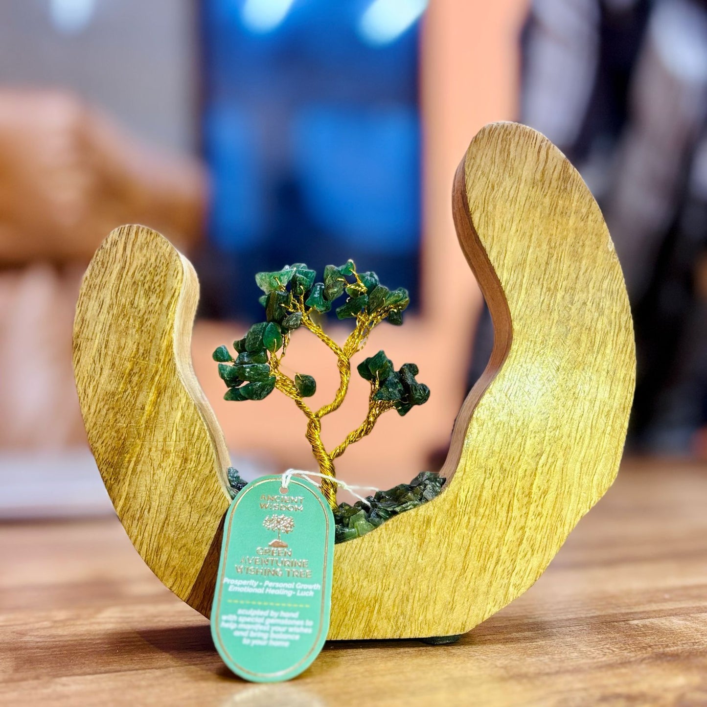 Arbre de gemmes — Jardin · Anneau ouvert de bois de manguier · Aventurine verte