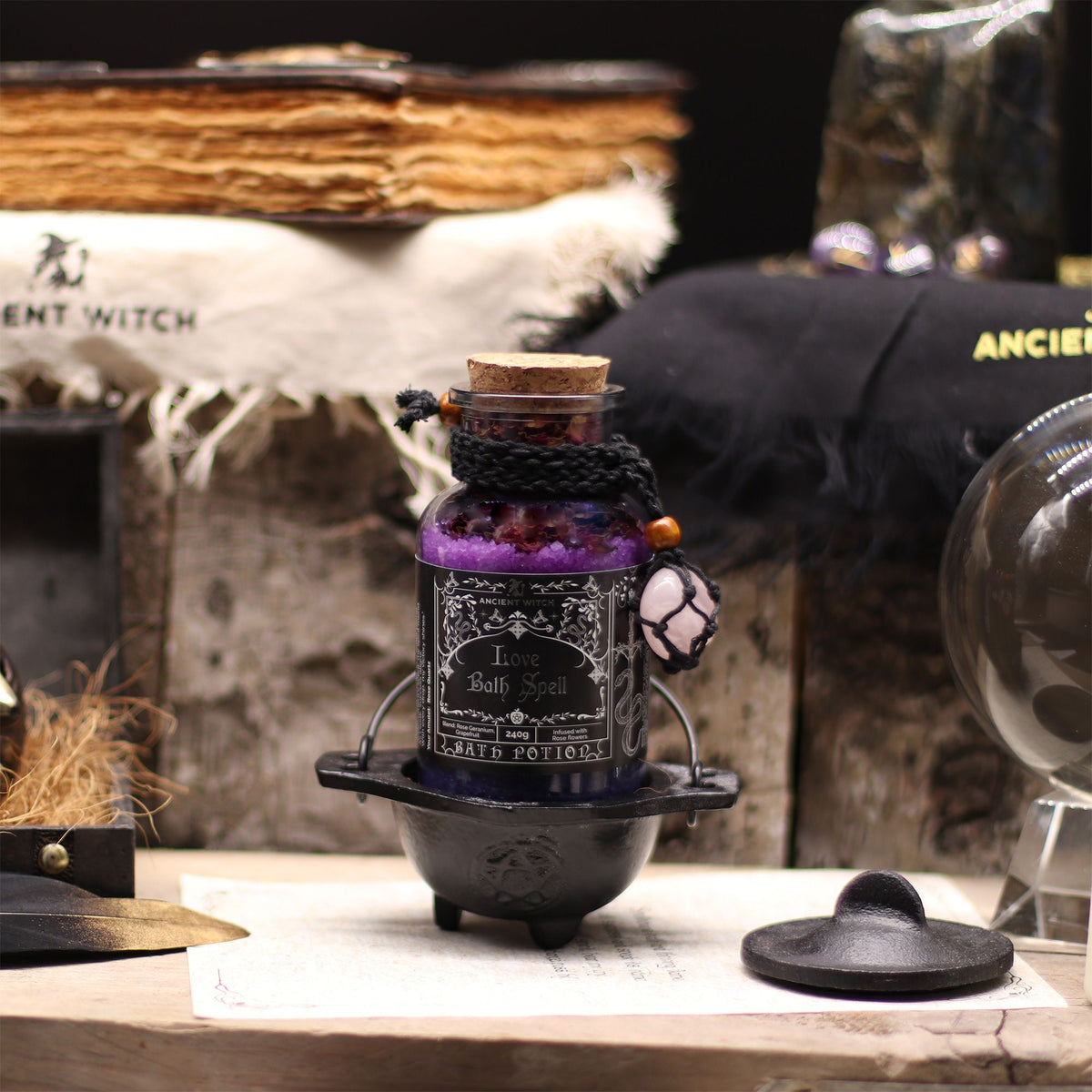 Potion de bain de sorcière, amulette de quartz rose — vue 3