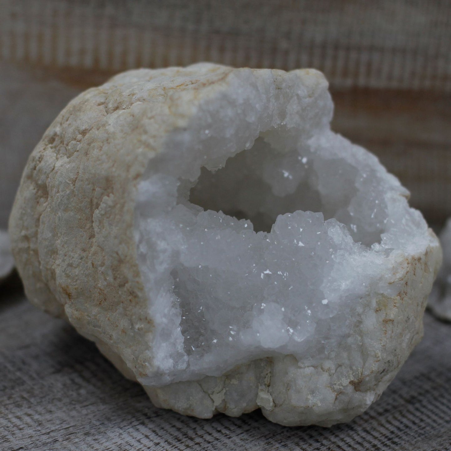 Géode de calcite · 18 cm
