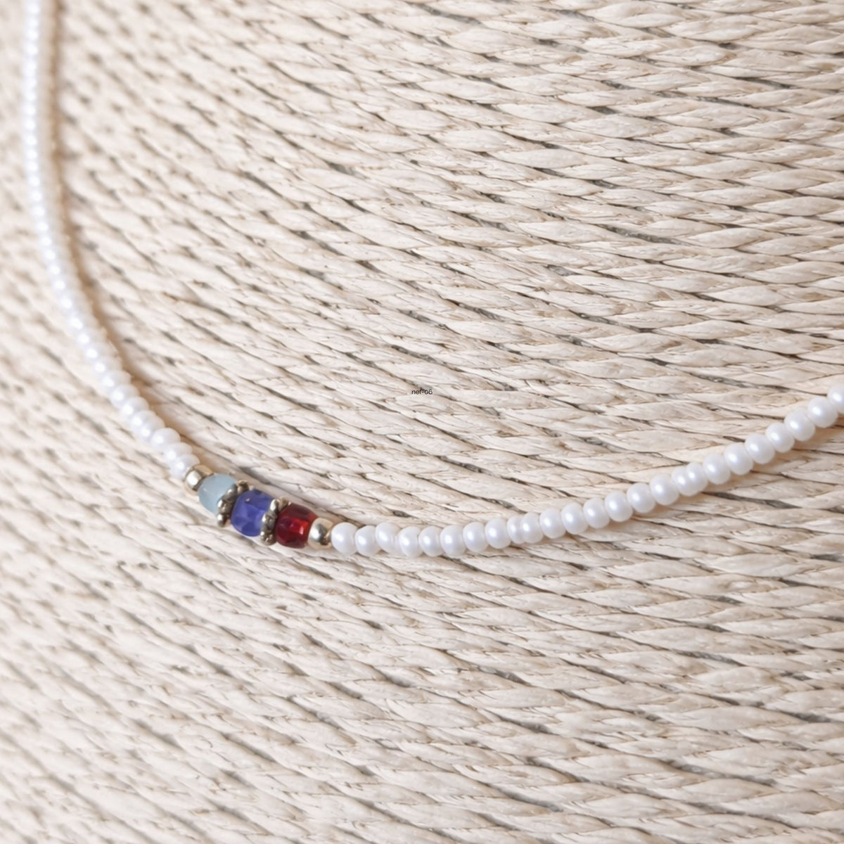 Collier népalais en perles fines, perle et perles taillées — vue 3