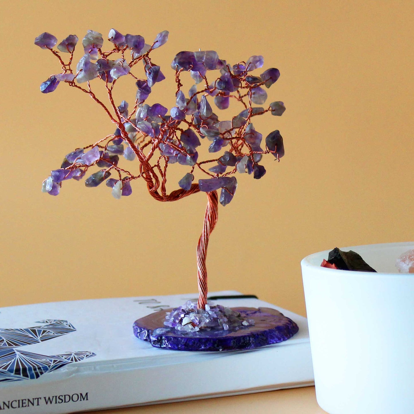 Arbre grand format: améthyste sur socle d’agate naturel