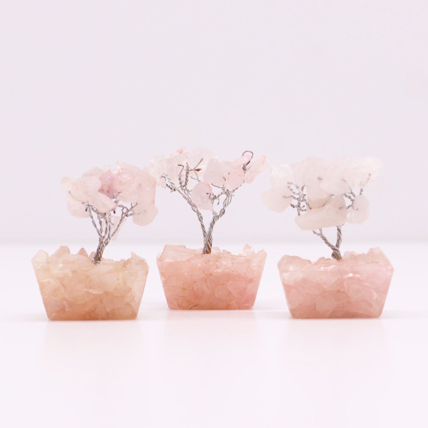 Mini arbre sur socle d’orgonite — Quartz rose