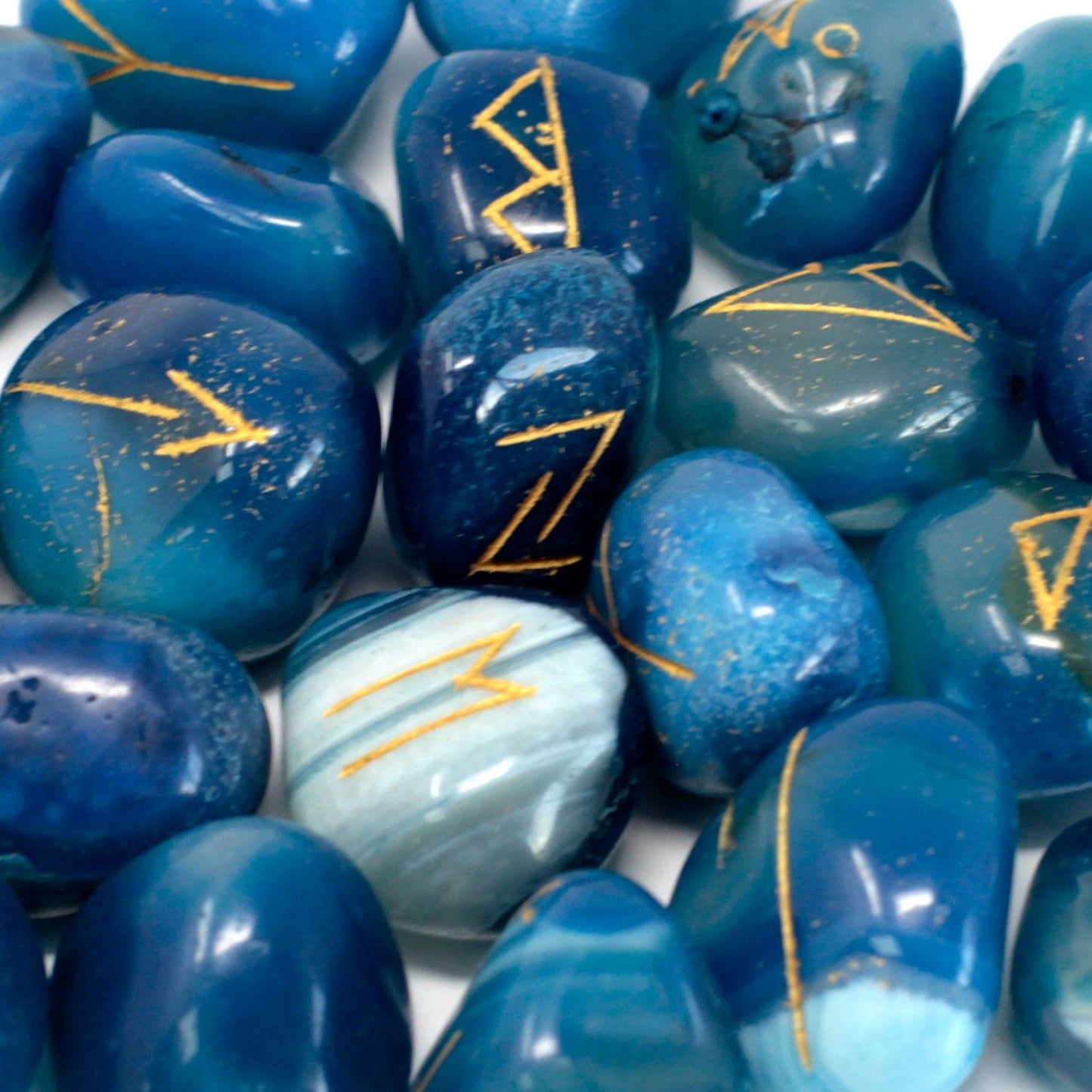 Jeu de runes de l’Inde en pochette — Onyx bleu