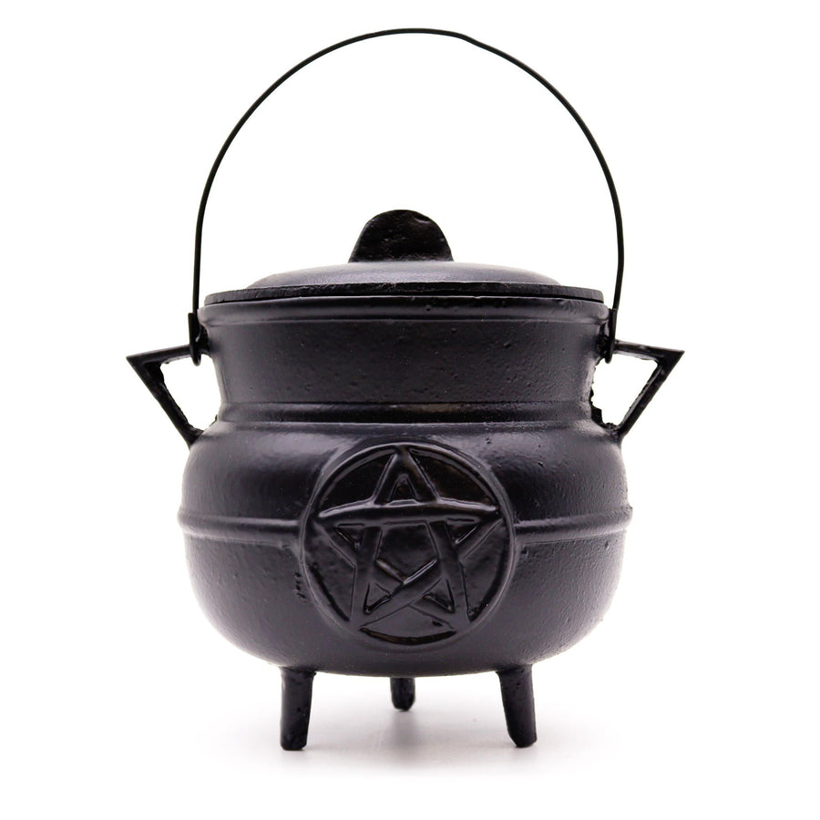 Bol chantant — Énorme chaudron de fonte à pentacle
