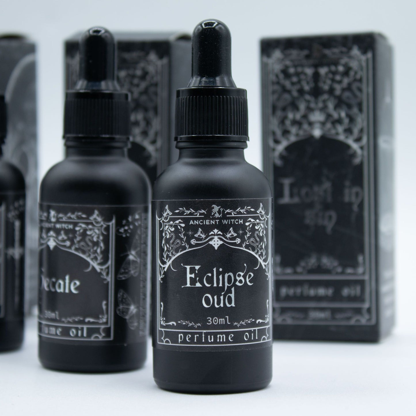 Huile parfumée de sorcière ancienne — Éclipse Oud