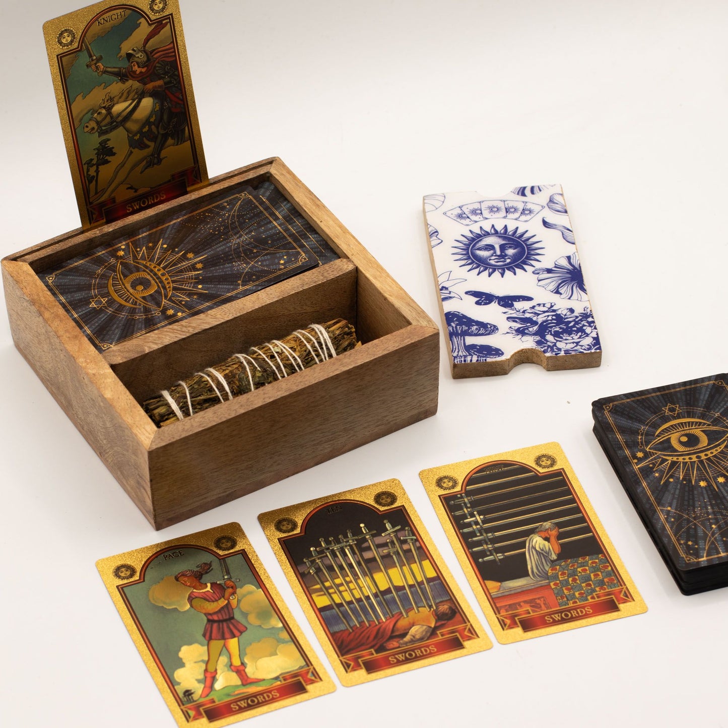 Coffret de tarot à deux sections sur socle pour cartes