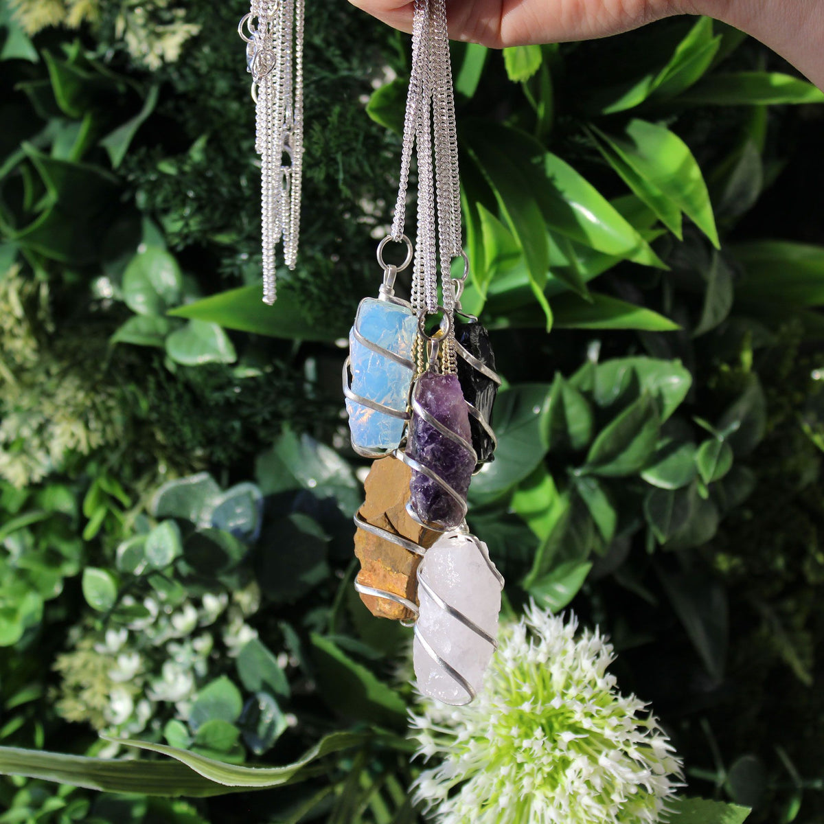 Collier de gemmes en cascade, opalite brute — vue 3