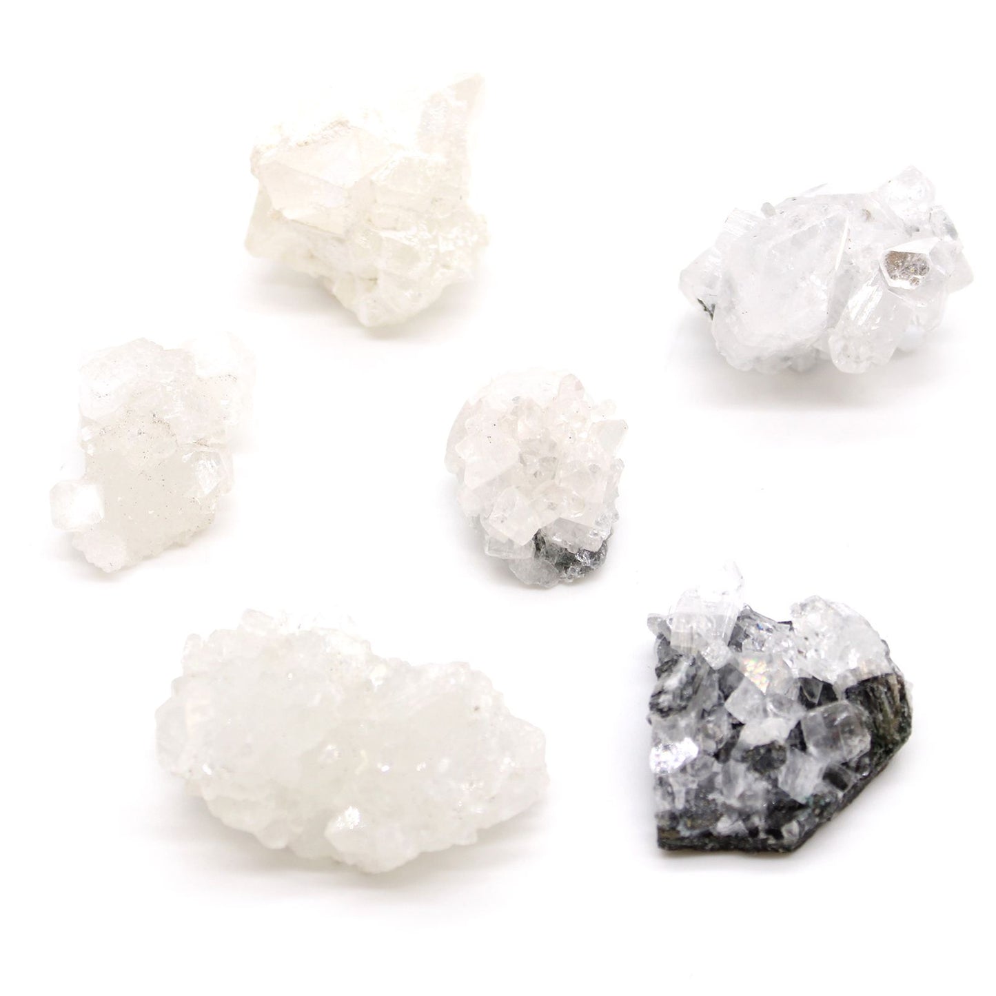 Grappes d’apophyllite blanche · 20 à 30 mm