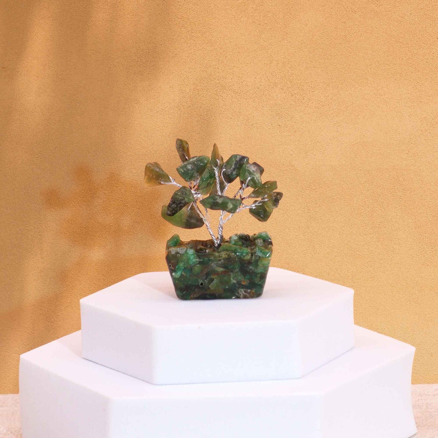 Mini arbre sur socle d’orgonite — Aventurine verte