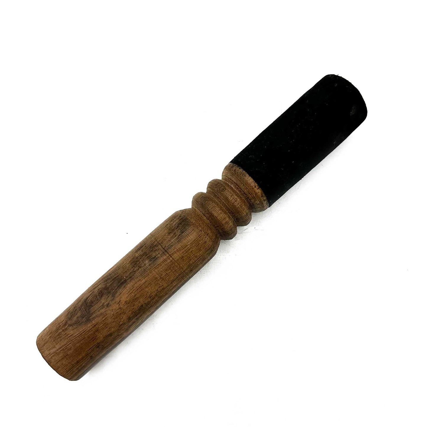 Coffret bol chantant martelé & gravé main — Tara vert · 14 cm
