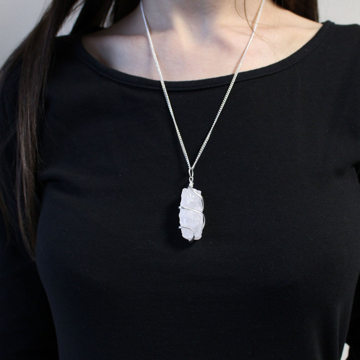 Collier de gemmes en cascade, opalite brute — vue 2