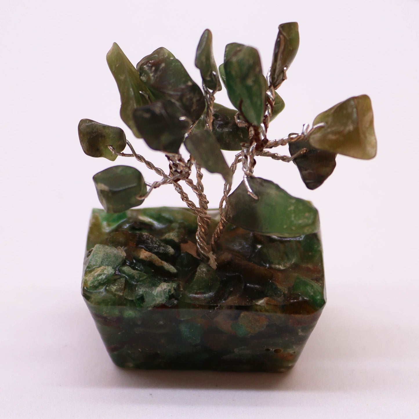 Mini arbre sur socle d’orgonite — Aventurine verte