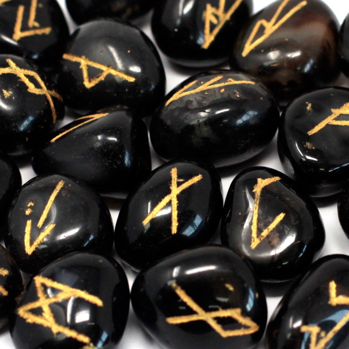 Jeu de runes de l’Inde en pochette — Onyx noir