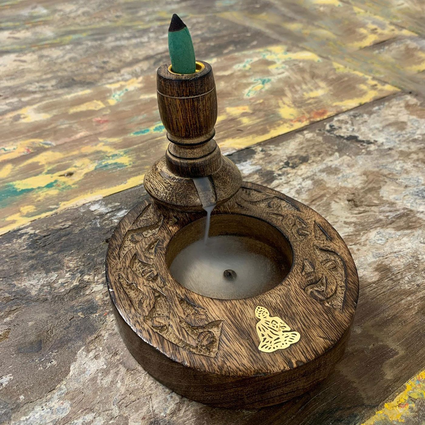 Brûleur à reflux en bois de manguier petit format — Bouddha laiton