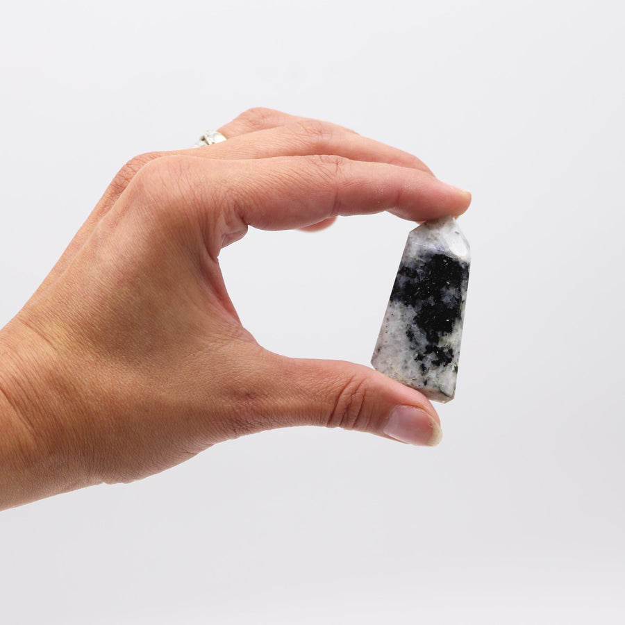 Pointe de gemme — Pierre de lune de l’Inde · 6 cm