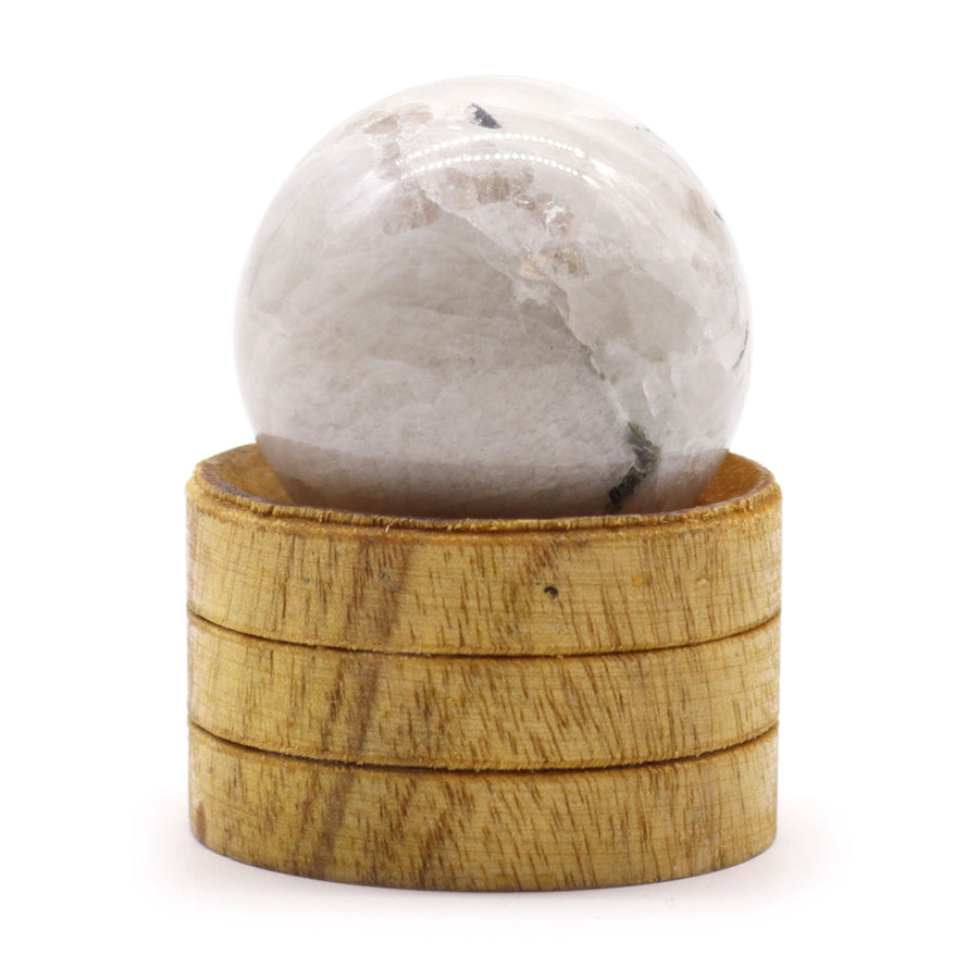 Sphère sur socle — Pierre de lune de l’Inde · 40 mm