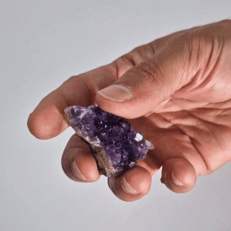 Petite grappe d’améthyste naturelle de haute qualité · 3 à 8 cm