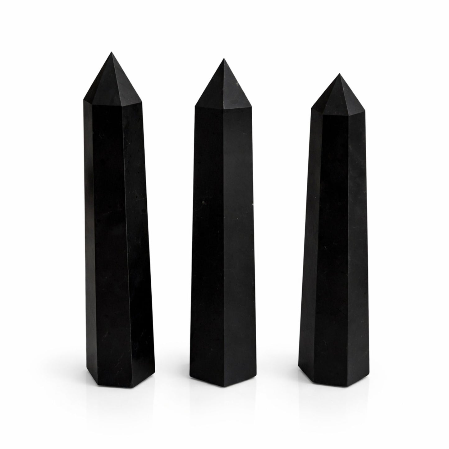 Obélisque à six faces — Tourmaline noire · 17 cm