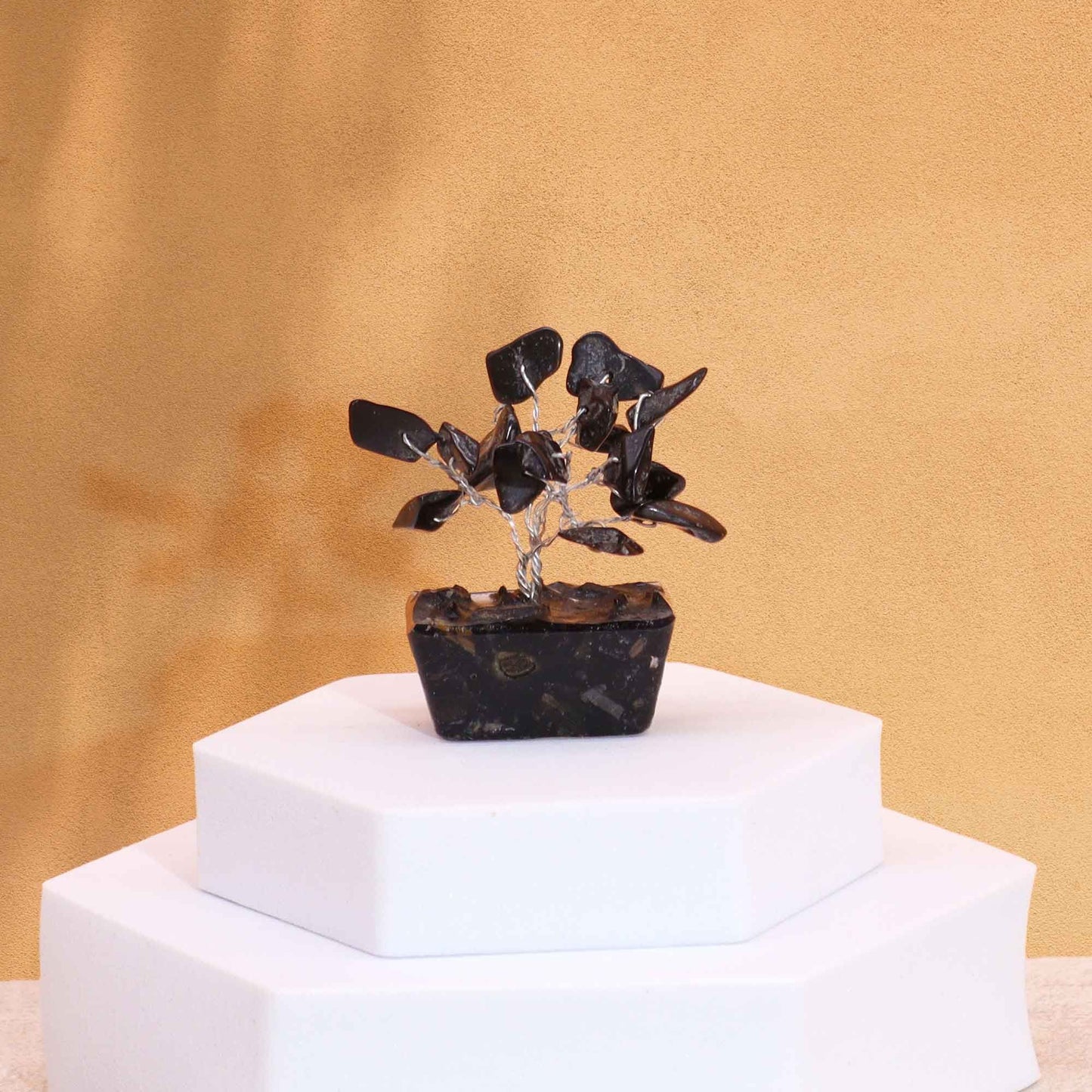 Mini arbre sur socle d’orgonite — Agate noire