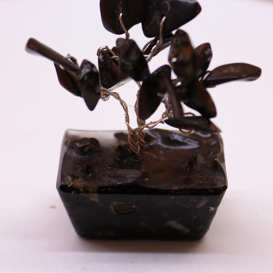 Mini arbre sur socle d’orgonite — Agate noire