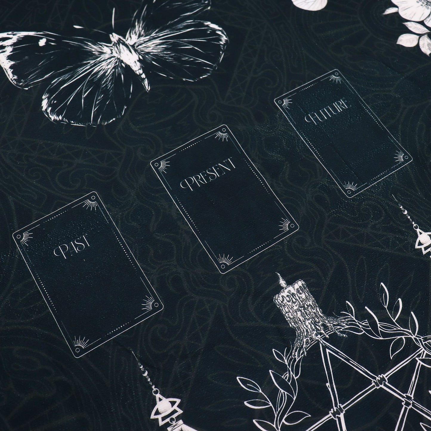 Tapis de lecture de tarot — Sorcière ancienne
