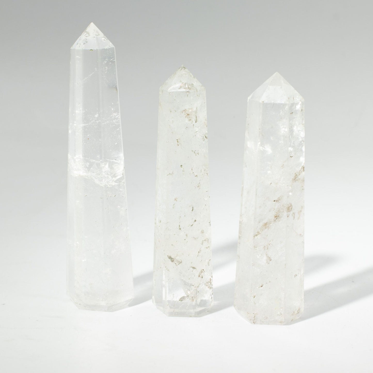 Obélisque à six faces — Cristal de roche · 11 cm