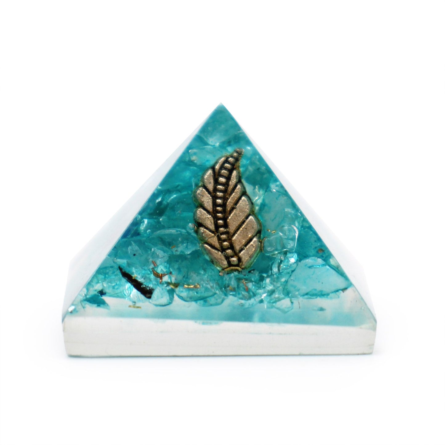 Petite pyramide d’orgonite — Éclats de pierres & cuivre · 25mm