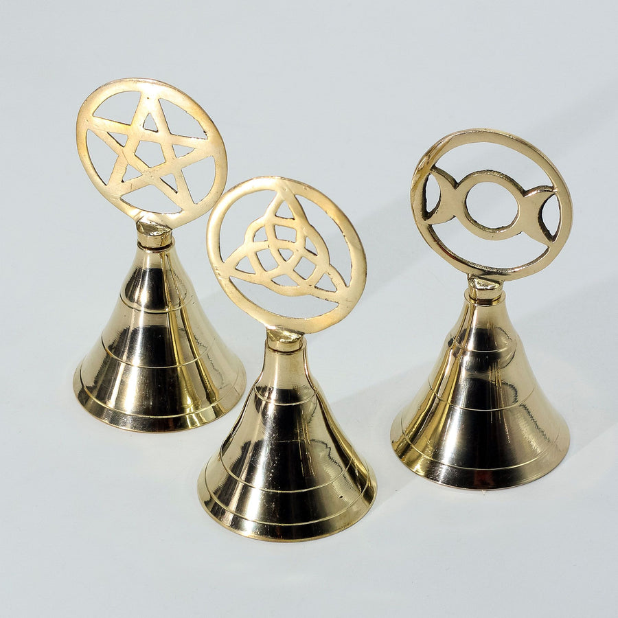 Clochette de laiton pour autel — Pentacle