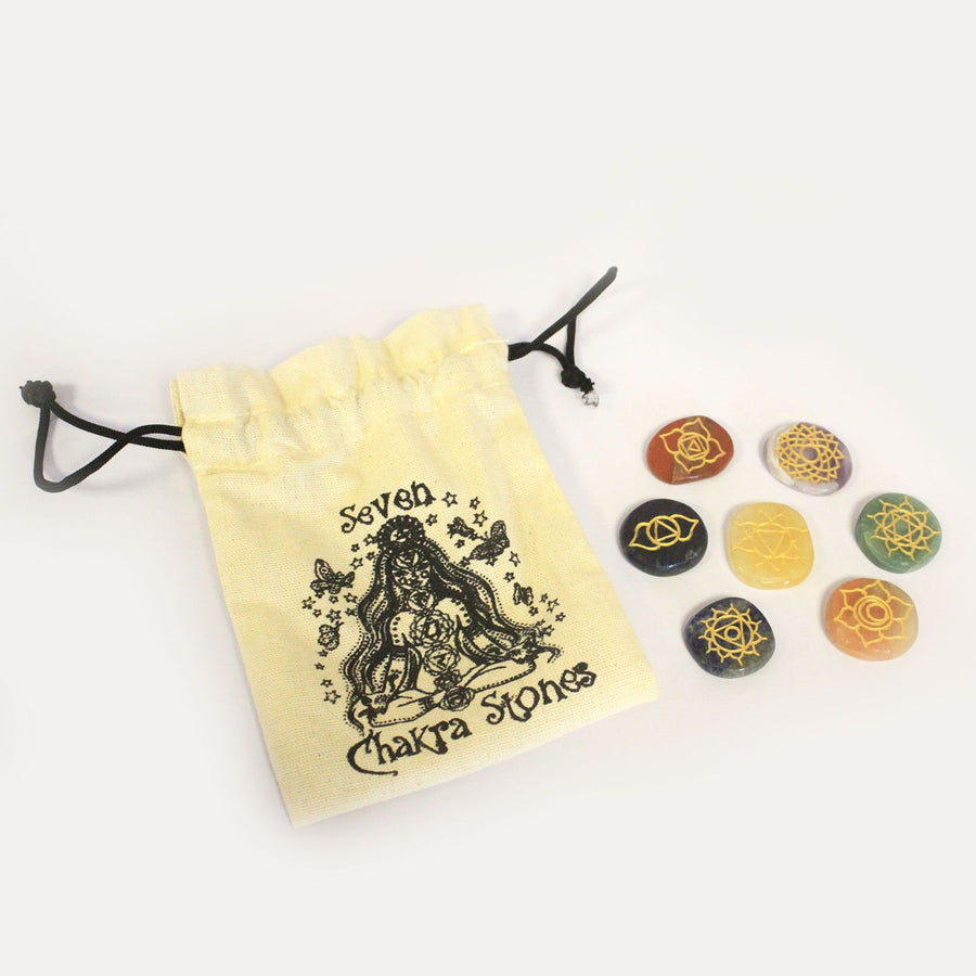 Ensemble de pierres — Chakras en petites pierres arrondies