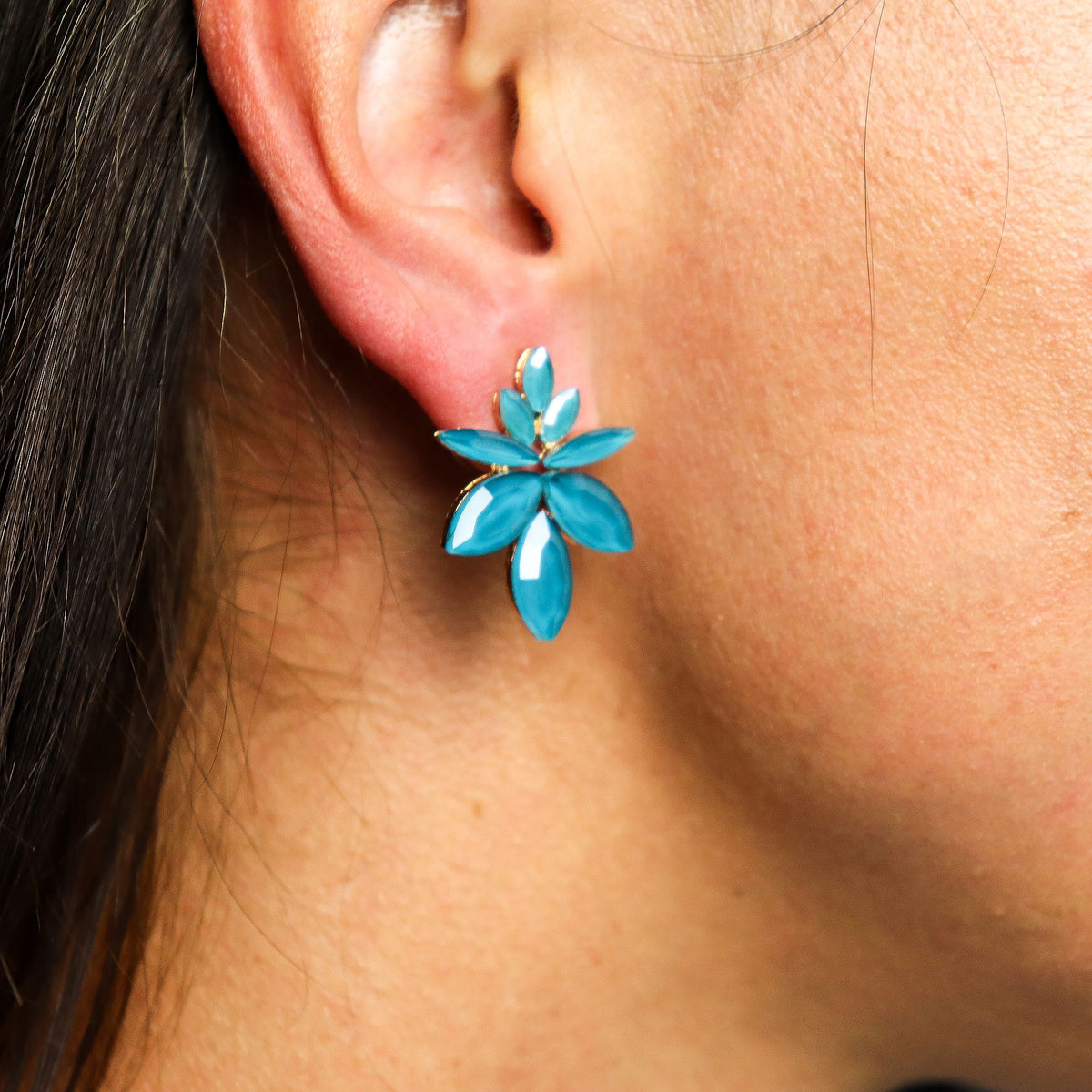 Boucles d’oreilles fleurs en verre, vert sarcelle — vue 2