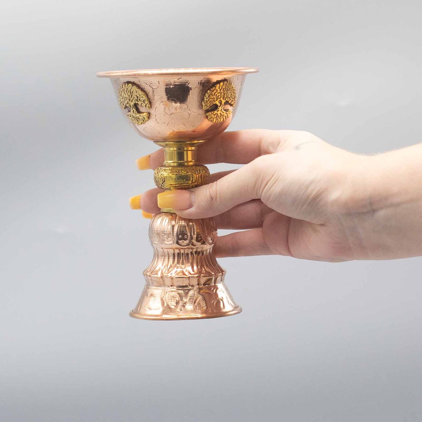 Bol chantant — Coupe rituelle de cuivre à arbre de vie