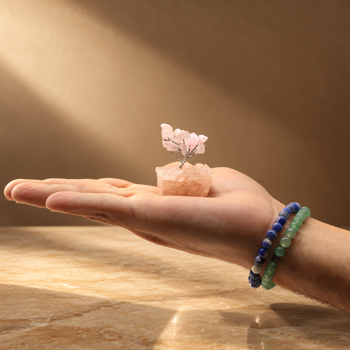 Mini arbre en quartz rose, socle orgonite, 15 pierres — vue 2