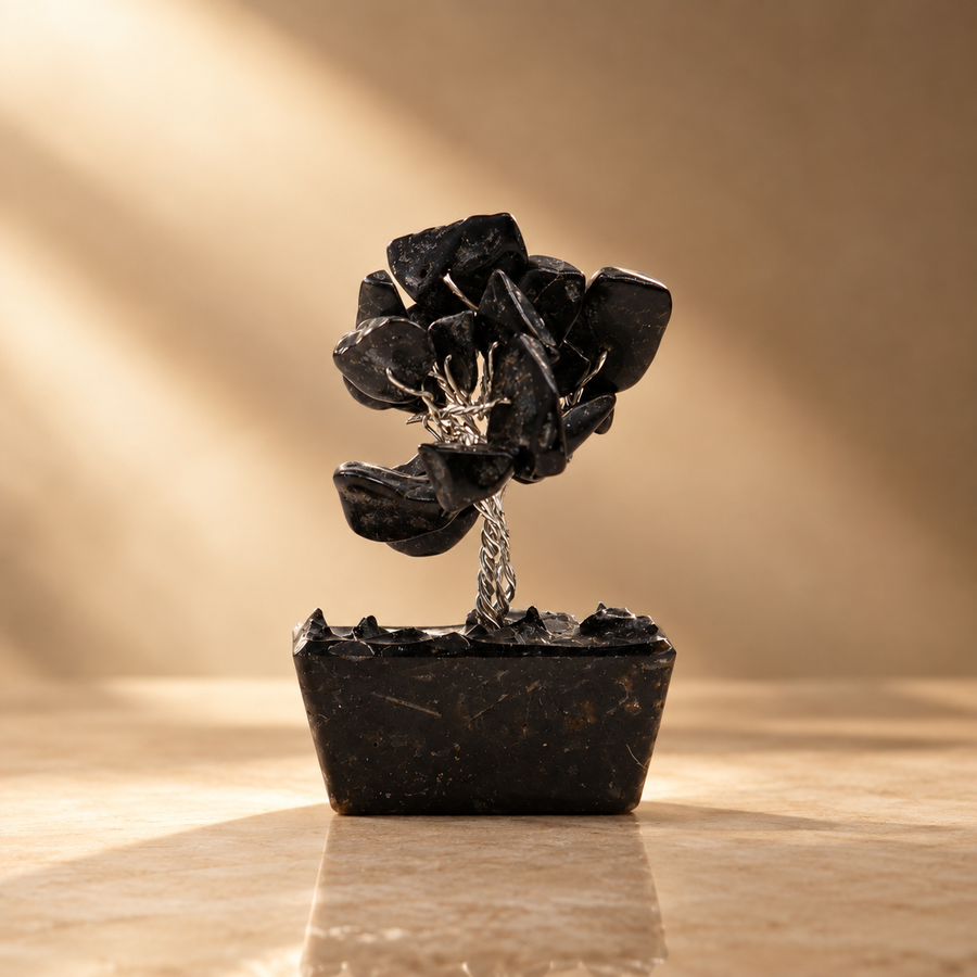 Mini arbre en agate noire, socle orgonite, 15 pierres