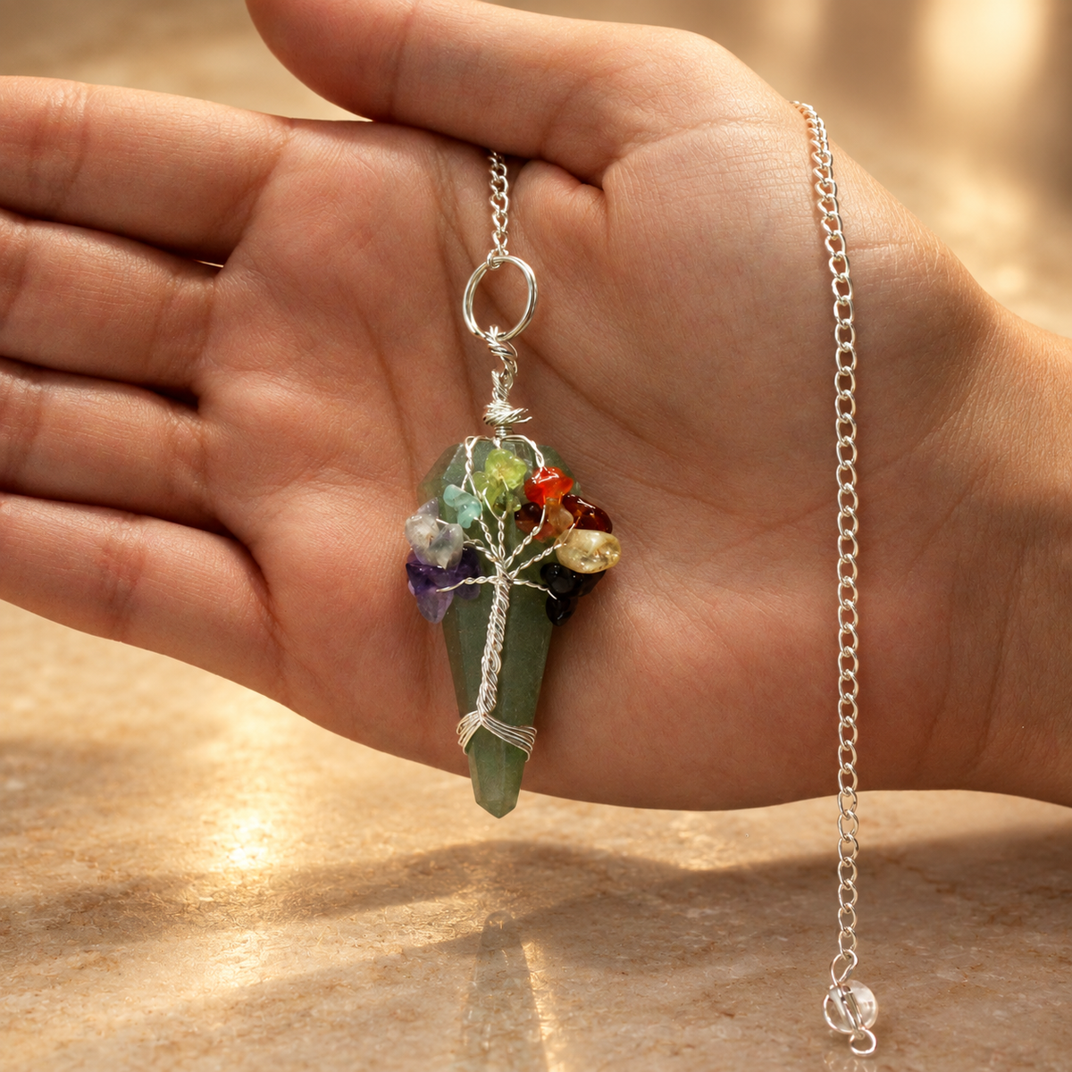 Pendule en aventurine sept chakras — vue 2