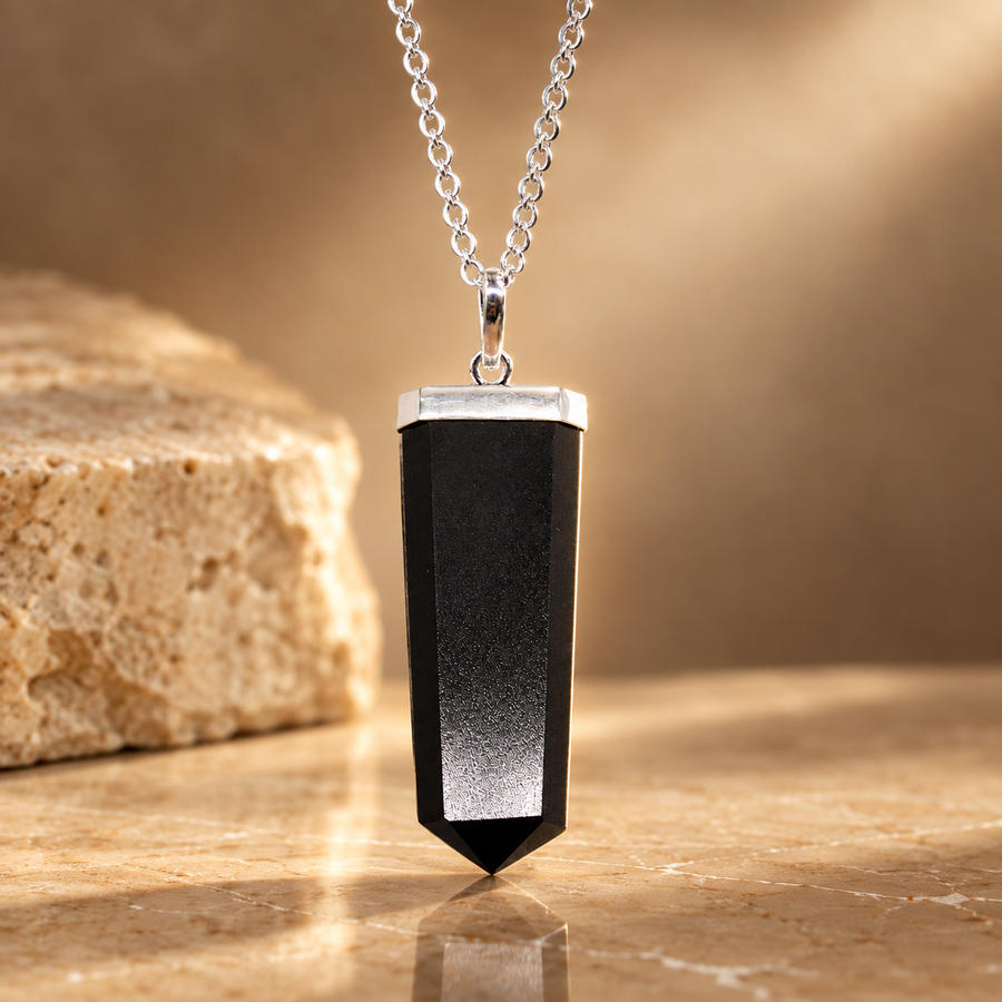 Pendentif pointe plate en agate noire