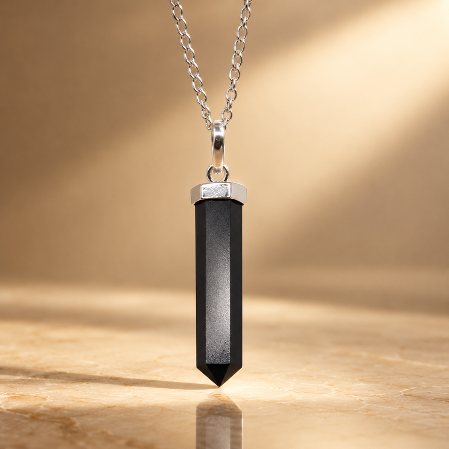 Pendentif pointe classique en agate noire