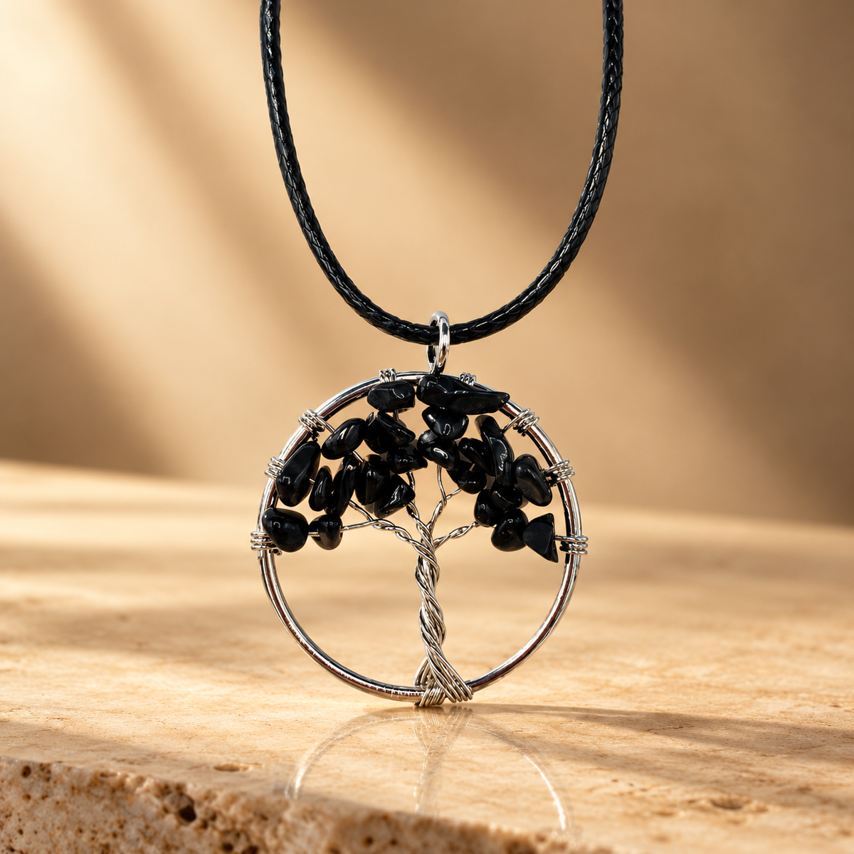 Pendentif arbre de vie en agate noire — vue 2